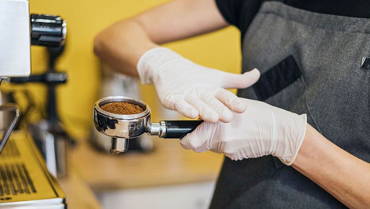 Cafe ve Restoranlarda Eldiven Kullanımı